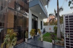 Hotel O Naveen Residancy