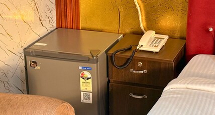 Unnati Luxury Home Stay Room Type - Two room with single common wash room