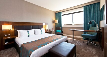 Holiday Inn NICE Room Type - Standard Room