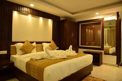 De Falcon Goa Beach Resorts