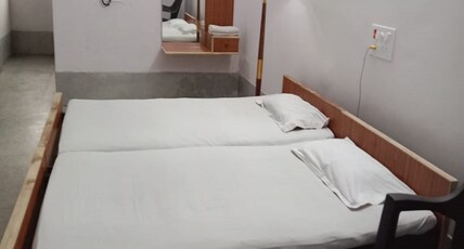 Hotel New Eastern Room Type - Budget Non-AC Room