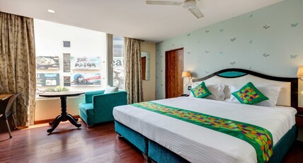 Hotel Blak & Wite Room Type - Deluxe Room