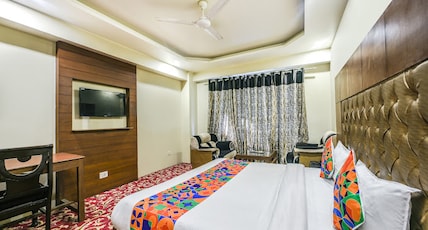 Hotel Neelam - Near Volvo Bus Stop Room Type - Hill view deluxe room Hotel Neelam - Near Volvo Bus Stop Room Type - Hill view deluxe room