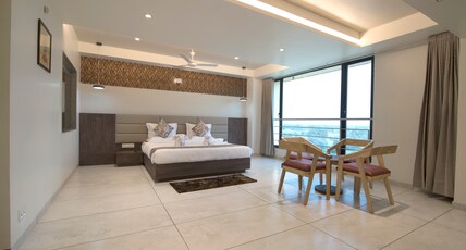 HOTEL SILVERA GRAND Room Type - Royal Suite