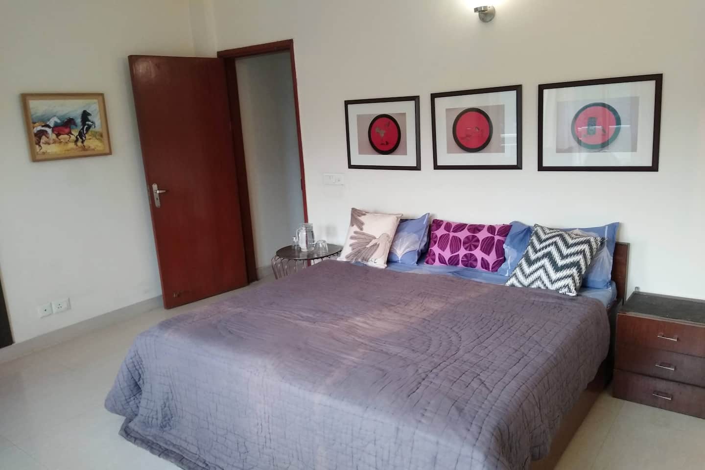 Perfect Getaway Premium Serviced Apt Mall/Metro - Tap to explore photos