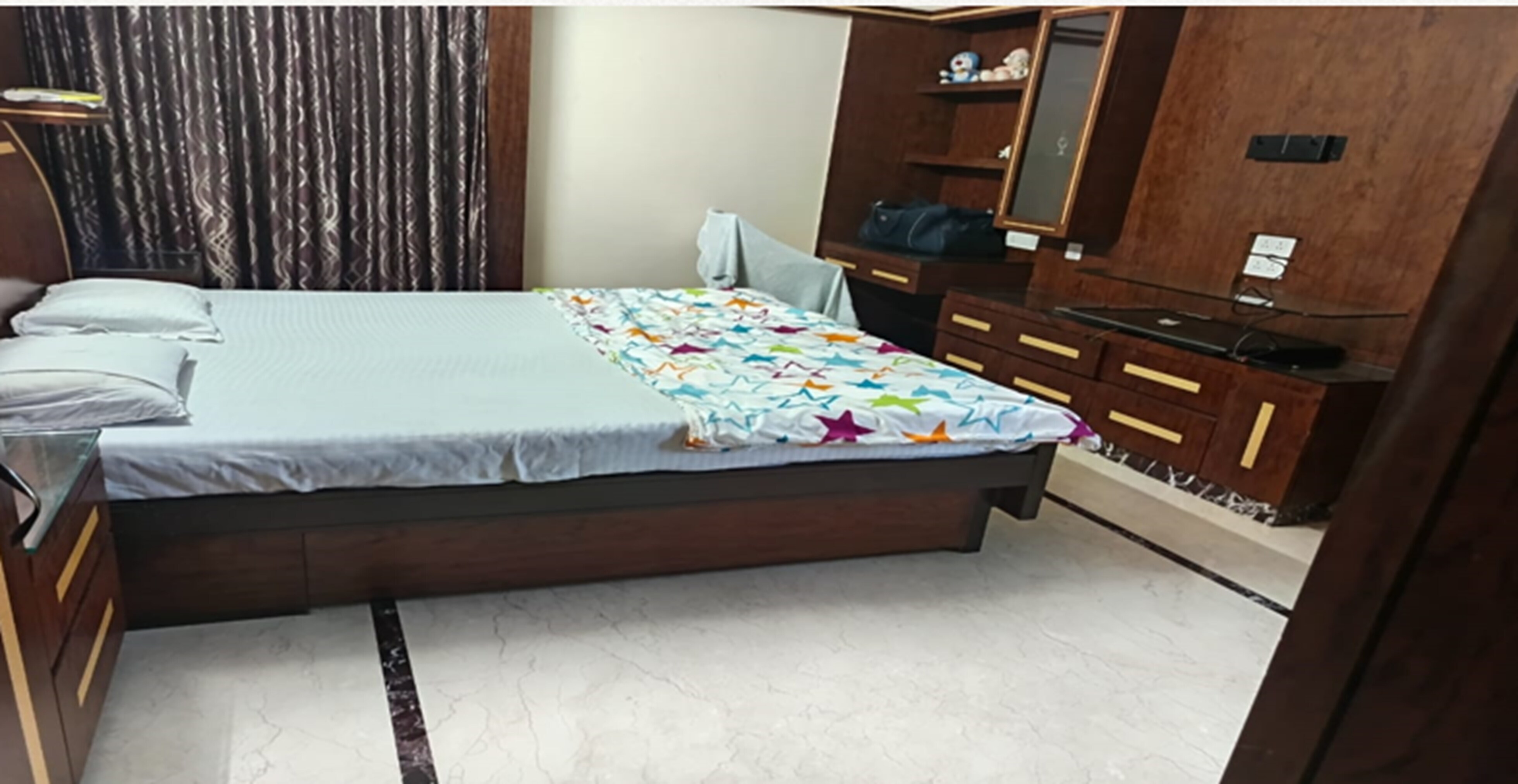 SMS Guest House - Hospet - Tap to explore photos