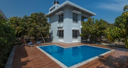 SaffronStays Serene Retreat Room Type - Villa 3 Bedroom