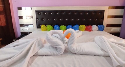 HOTEL SHEESH MAHAL Room Type - Standard Room