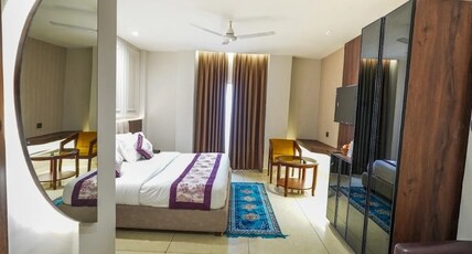 THE HOTEL GRAND ORCHARD Room Type - Ptatinum Room