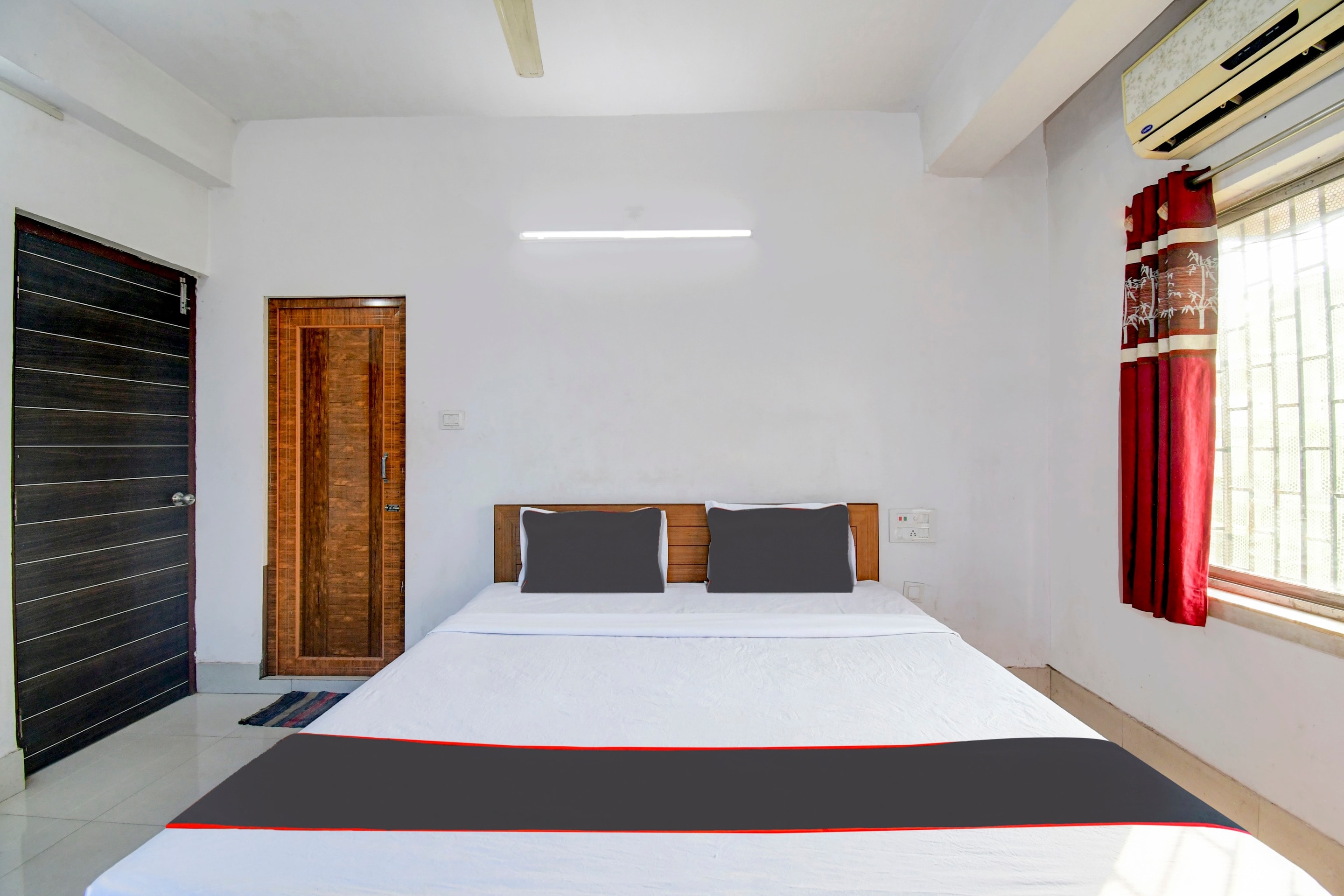 Hotel O OTAILE STAYS - Tap to explore photos