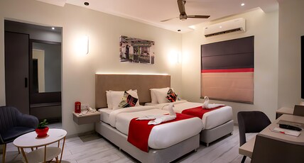 World Inn Room Type - Premier Room - Twin Bed