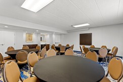 Hampton Inn Chicago-Naperville