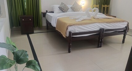 Mohans Inn Room Type - Bedroom 2