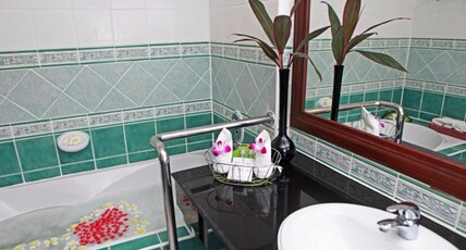 Samui First House Hotel Room Type - Grand Deluxe Room Samui First House Hotel Room Type - Grand Deluxe Room