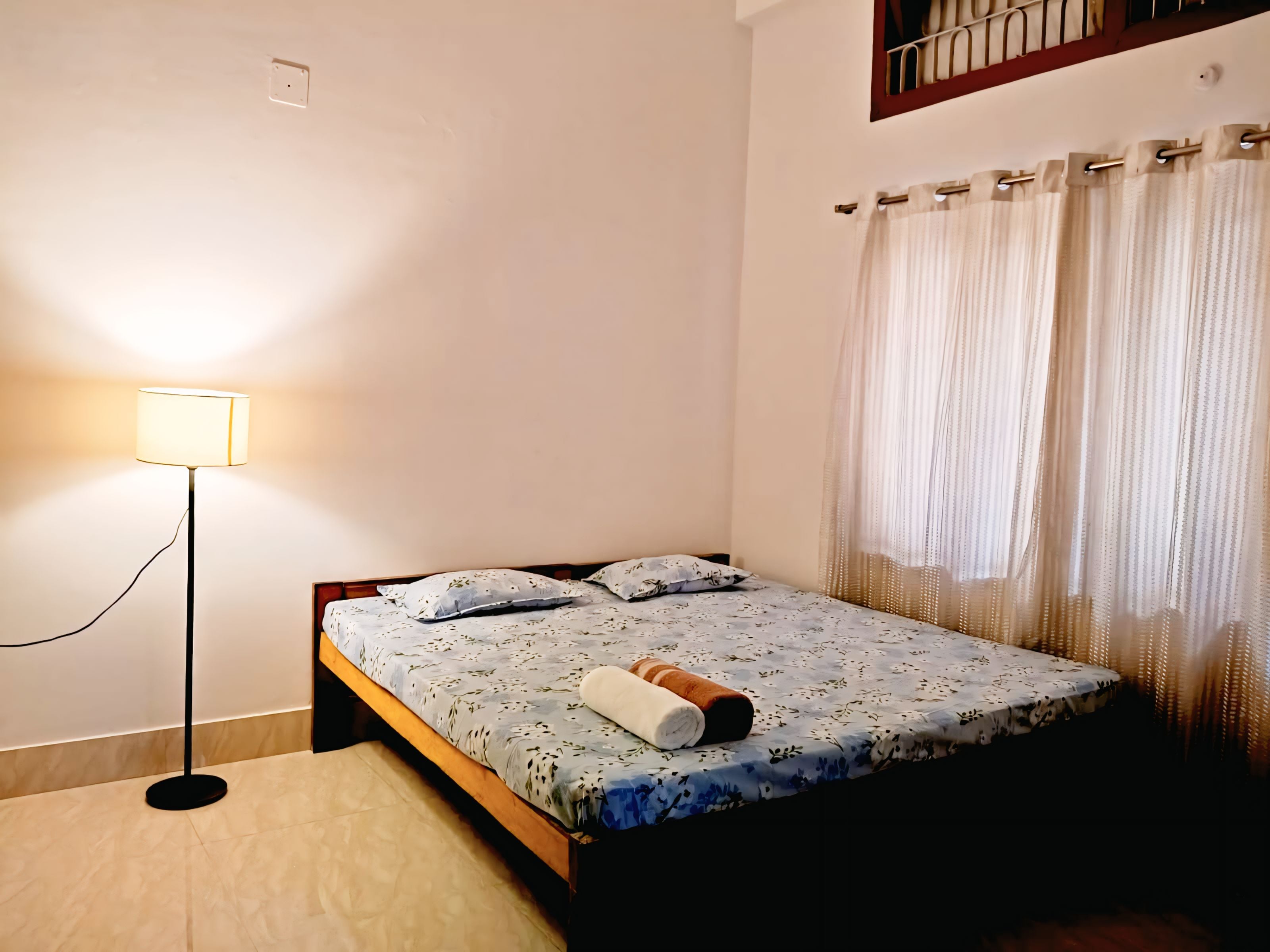 Ade's Homestay - Tap to explore photos