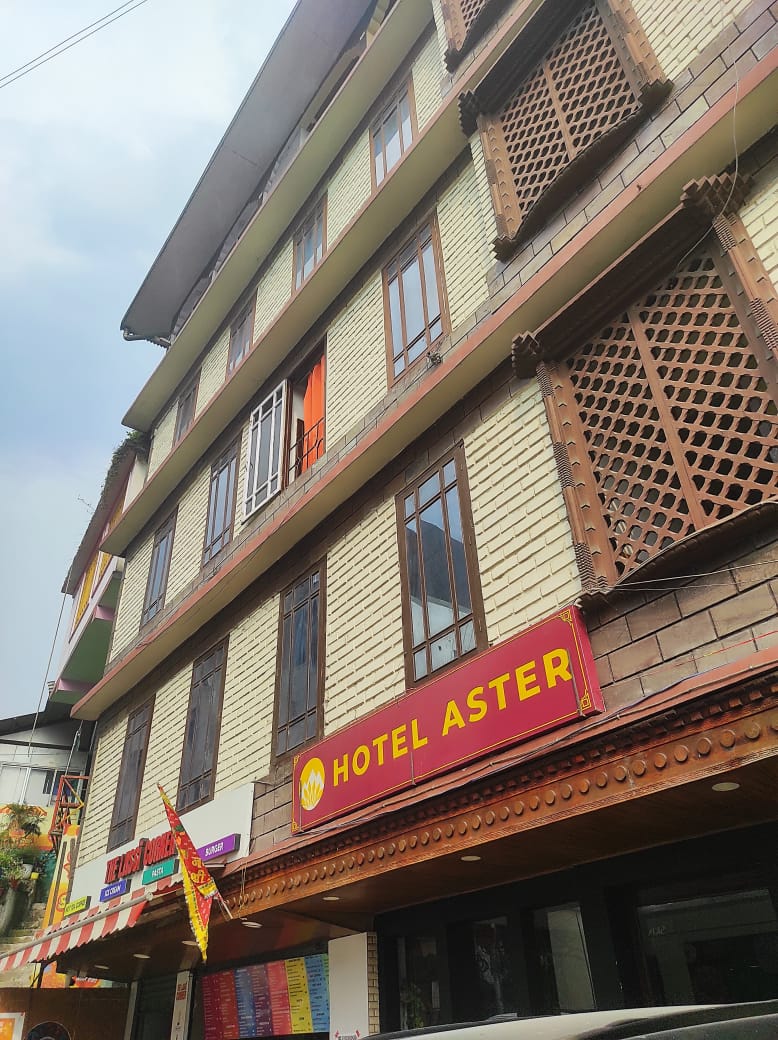 Hotel Aster - Tap to explore photos