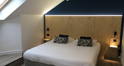 Best Western Bridge Hotel Lyon East Room Type - 1 King Bed, Non-Smoking, Family Room, Sofabed For Two