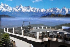 Himalaya Mount View Resort , Kausani
