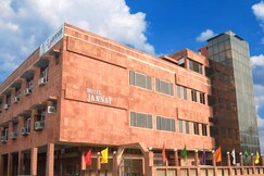Hotel Jannat