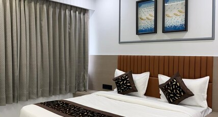 Hotel Lee Town Room Type - Deluxe Room with City View