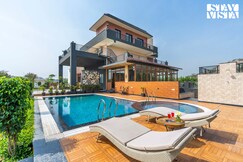 StayVista at Breeze @ Shivoham Farms
