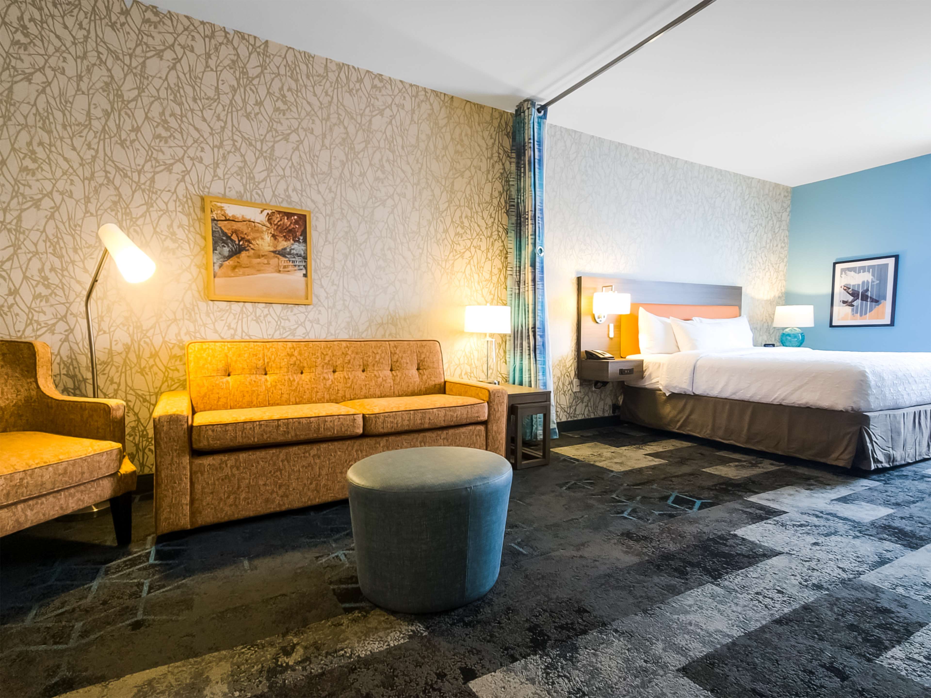 Home2 Suites by Hilton Bolingbrook Chicago - Tap to explore photos