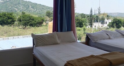 Green Apple Resort Room Type - Glass Room with AC