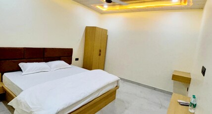 The Brij Retreat Mathura | Private Rooms & Dorms Room Type - Deluxe Room