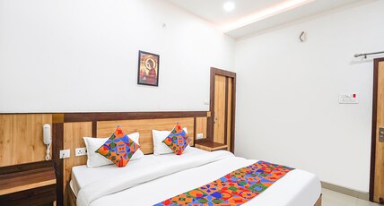FabHotel Vairagi Inn Room Type - Deluxe Room