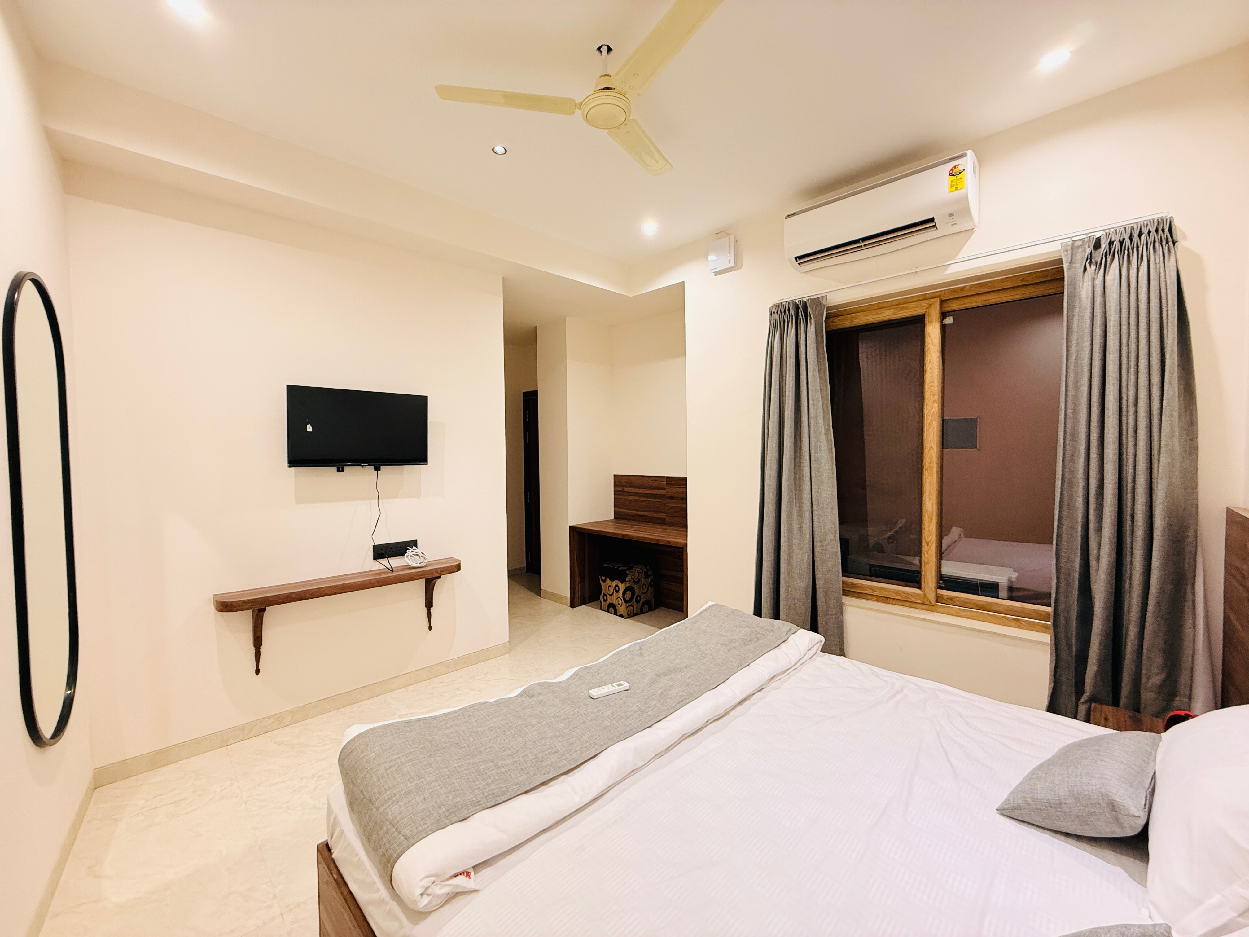 Homestay Mangala - Tap to explore photos