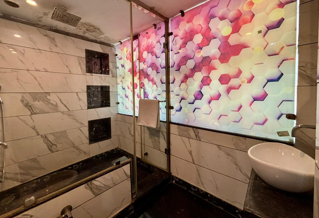 Mannat Hotel - Tap to explore photos