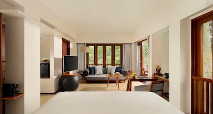 Maya Ubud Resort and Spa Room Type - Impressive Forest Corner Suite King Bed with Butler Service Maya Ubud Resort and Spa Room Type - Impressive Forest Corner Suite King Bed with Butler Service