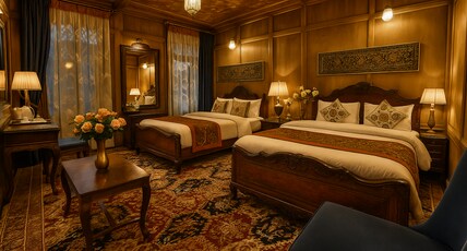 The Heritage Group of Houseboats Room Type - Luxury Heritage Room