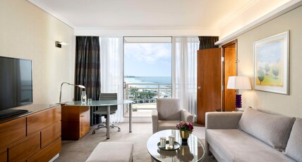 Hilton Tel Aviv Hotel Room Type - CORNER SEA VIEW SUITE