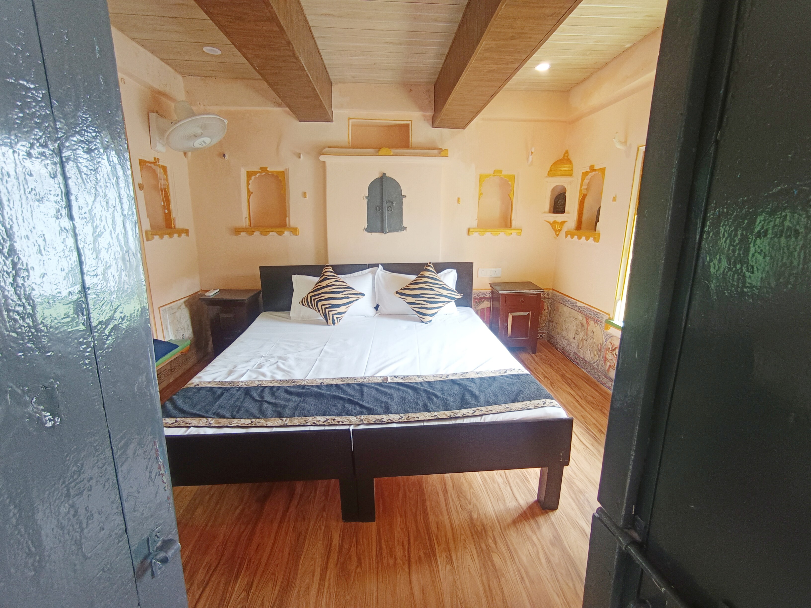 VEDA HERITAGE HOTEL - Tap to explore photos