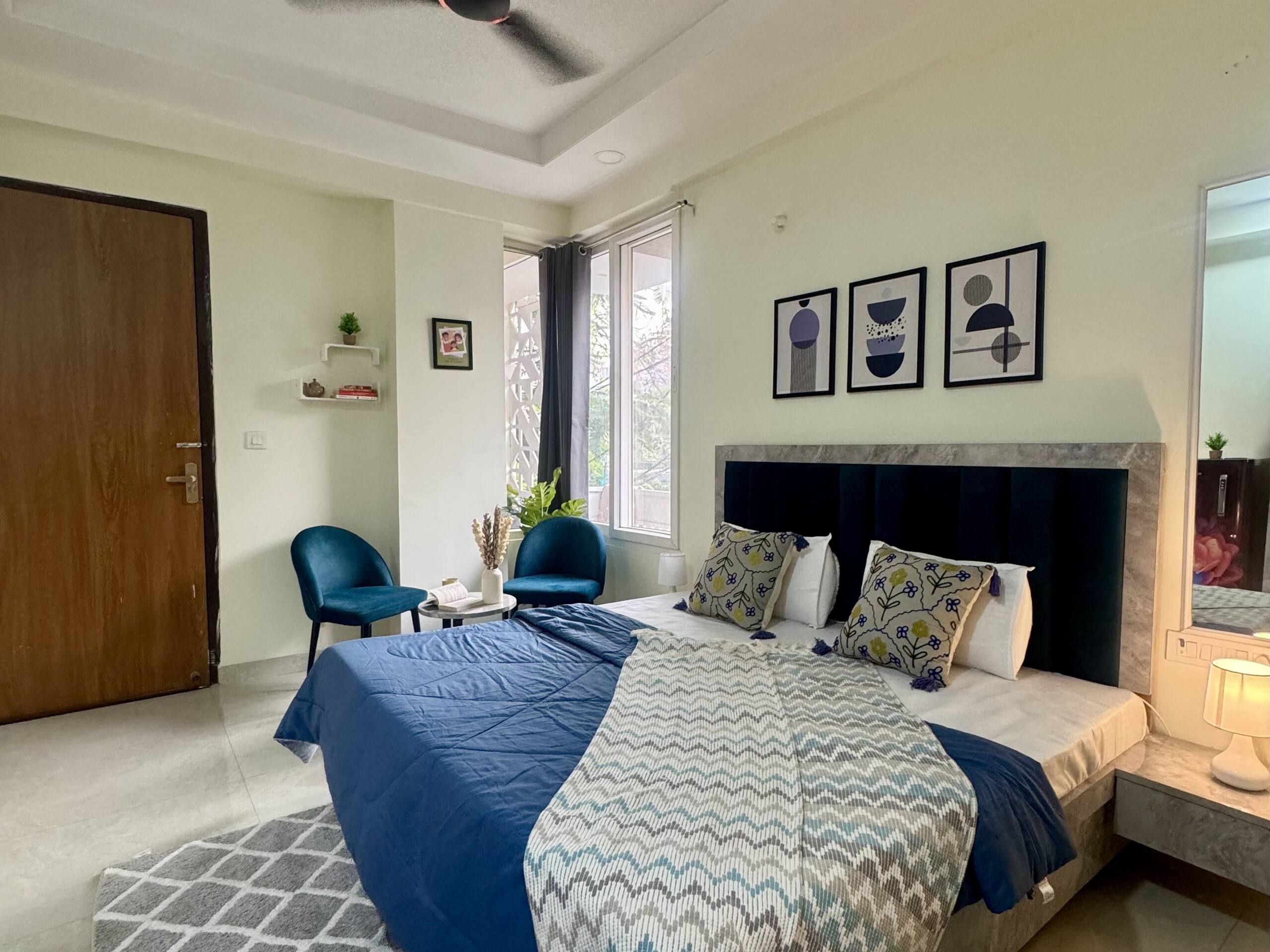 UrbanHive | Modern Studio Jaipur Near Airport & WTP - Tap to explore photos