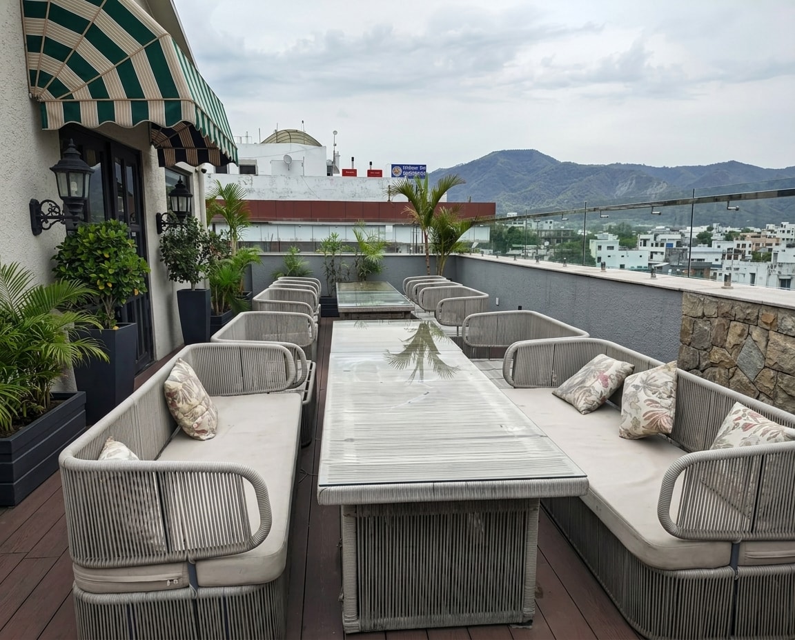 Five Elements Hotels Goldleaf - 3kms from Railway Station, Haldwani - Tap to explore photos