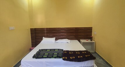 Tulsi Ganga Hostel Room Type - Double or Twin Room with Mountain View non AC