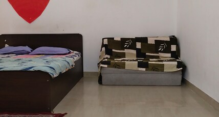 you can enjoy your trip in vrindavan Room Type - Bedroom
