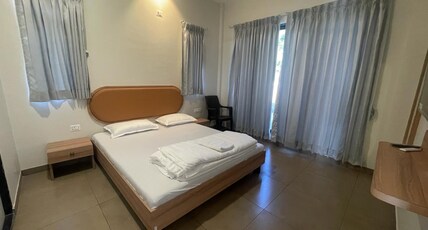 Coastal Paradise Room Type - Ground Floor Room with AC and patio