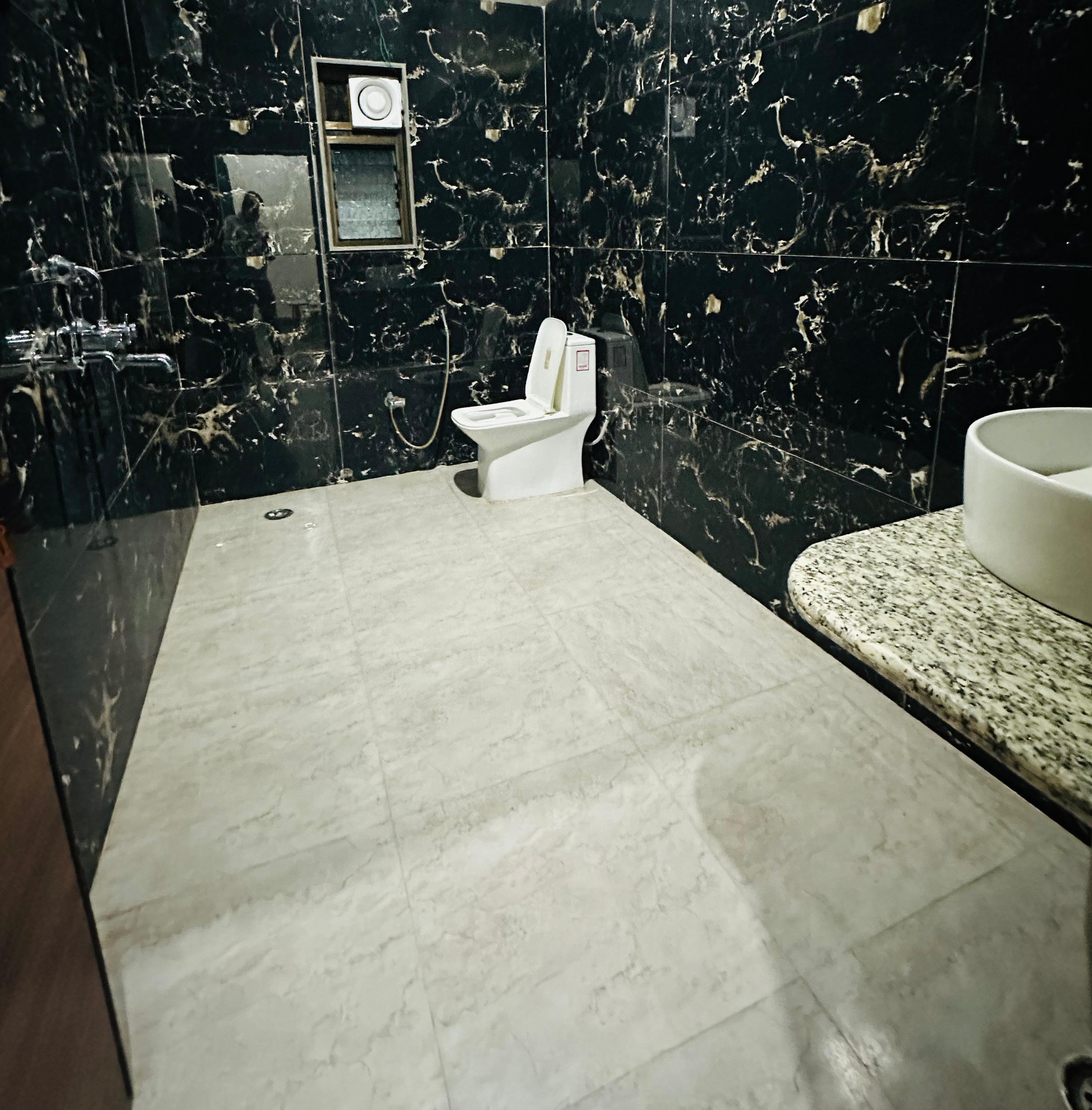 Acube - Tap to explore photos