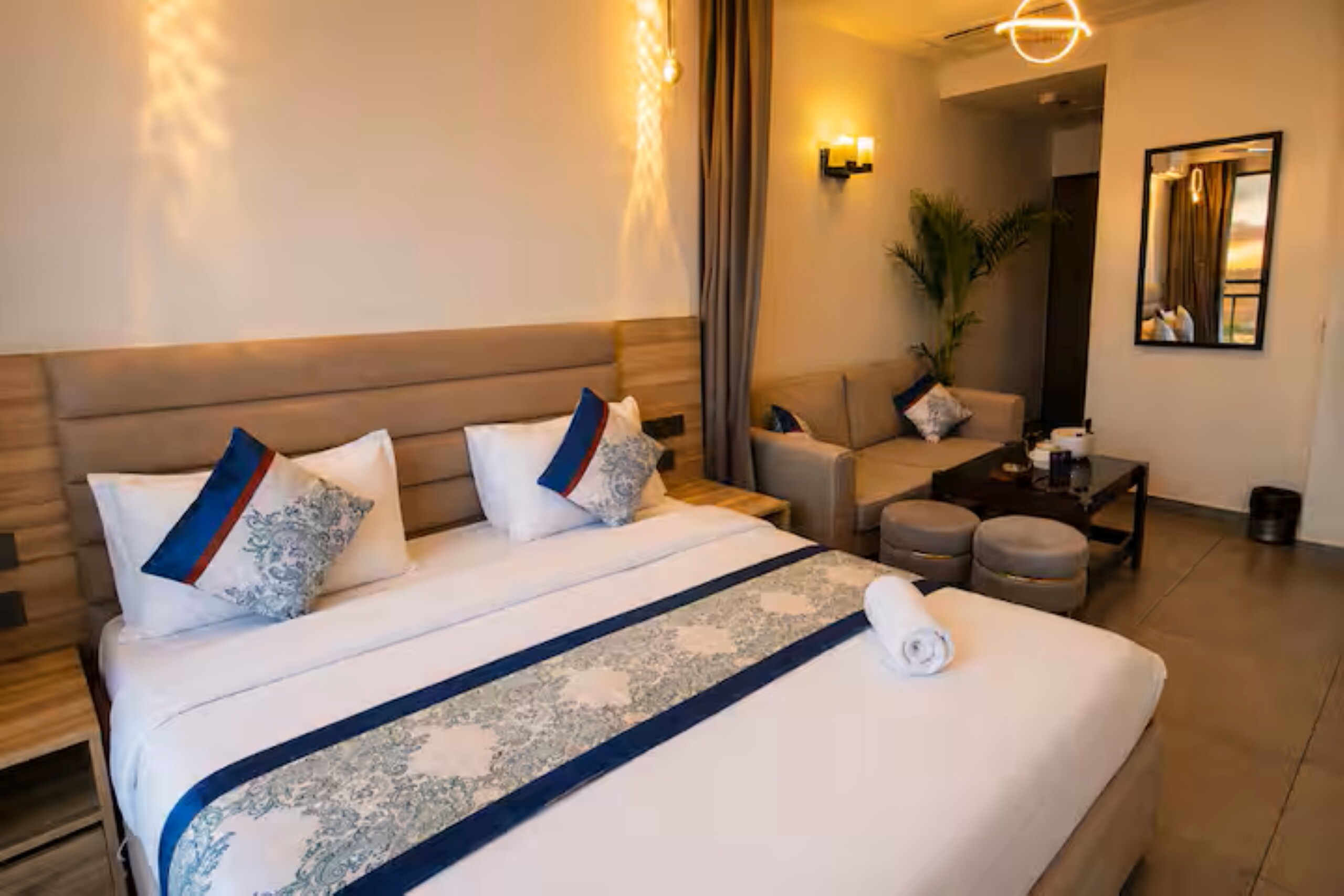 Prestige by Zenith | 38th Floor River View Studio | Sector 94 Noida - Tap to explore photos