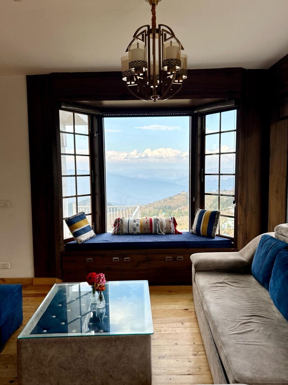 Villa MYSAA - Tap to explore photos