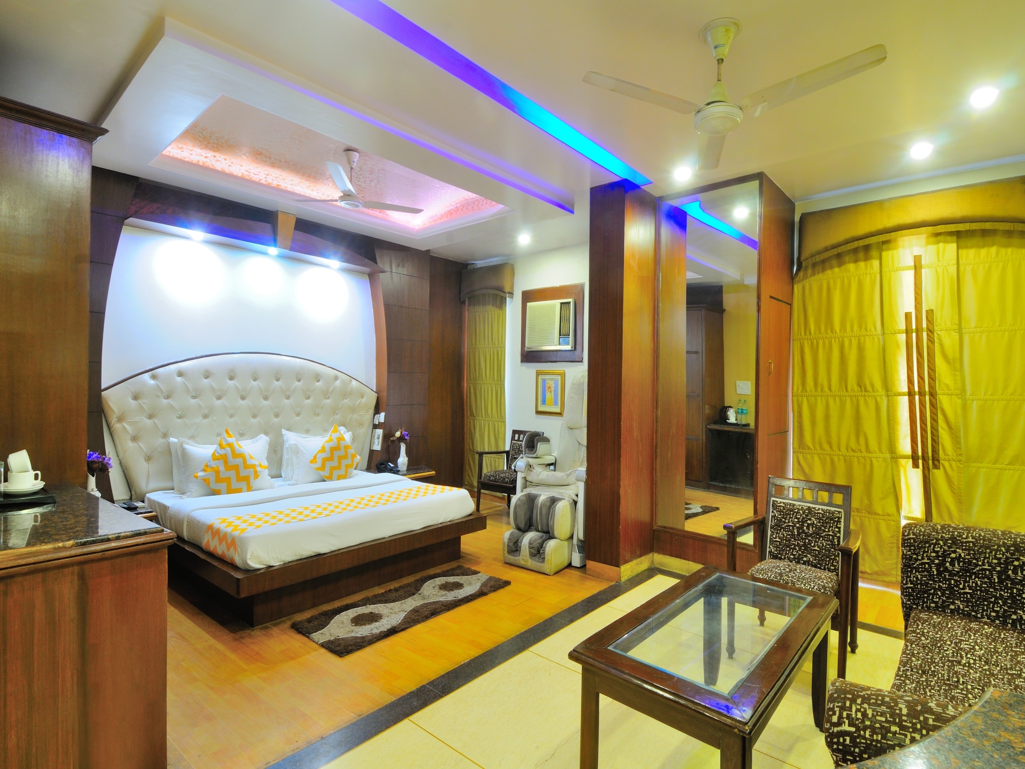 HOTEL GEESON NEW DELHI RAILWAY STATION - PAHARGANJ - Tap to explore photos