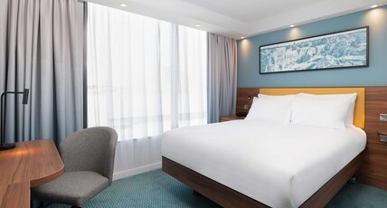 Hampton by Hilton Canterbury Room Type - QUEEN ROOM
