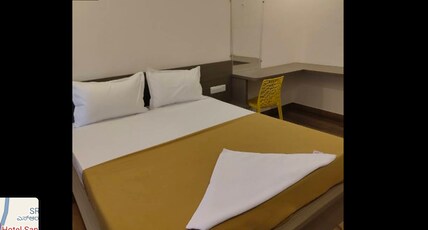 HOTEL SANGEETHA Room Type - Deluxe room