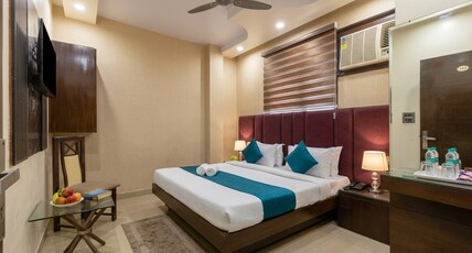Hotel Shivam International 2 Min Walk From New Delhi Railway Station Room Type - Super Deluxe Room (Big Size Room) with Smart Tv