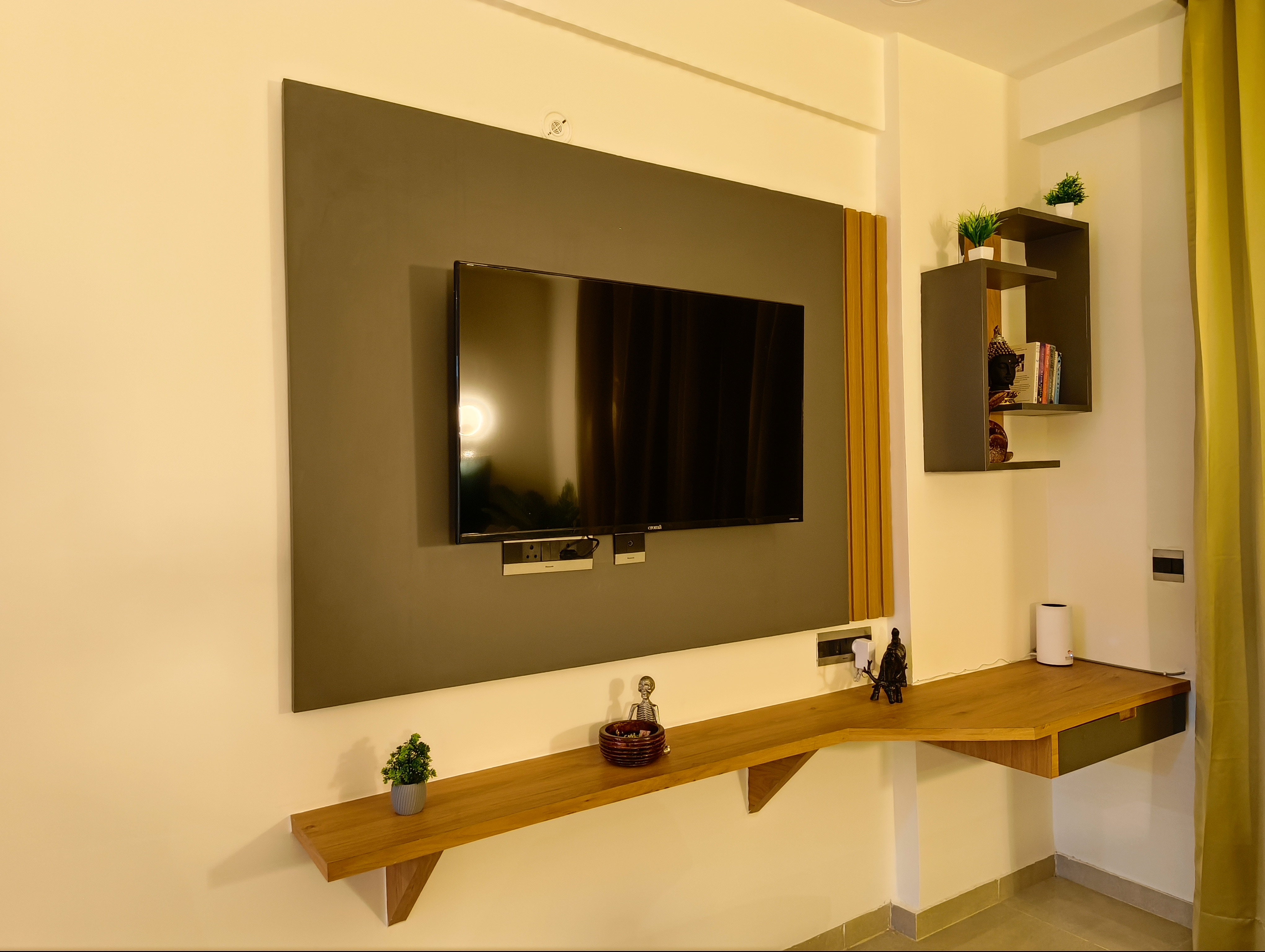 Arth Corporate Suites | Omaxe Hazratganj Gomti Nagar Ext - Tap to explore photos