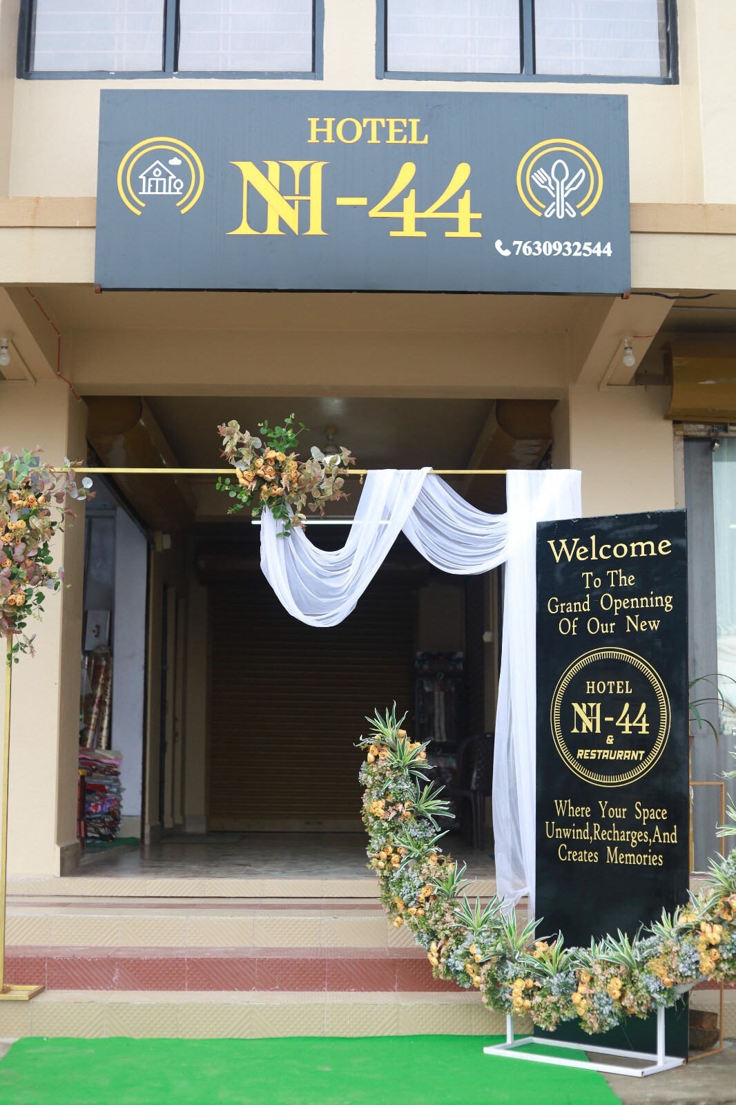 Hotel NH44 - Tap to explore photos