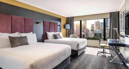 Pullman Sydney Hyde Park Room Type - Classic room, 1 King bed